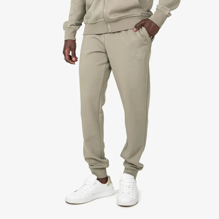 FJ031 Essential Sweatpants Slim Fit Taupe